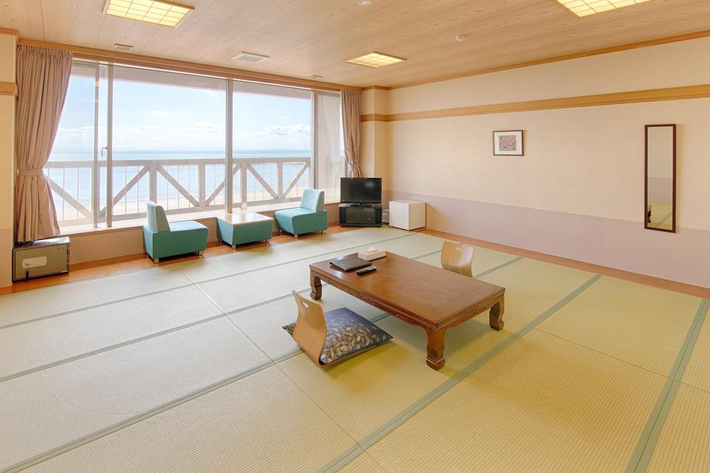 Shiosai Hotel Toyoura Esterno foto